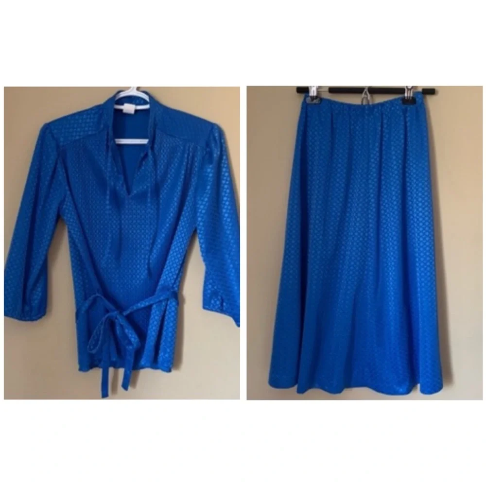 Vintage Blue Polka Dot Blouse and Skirt Set - Picture 2 of 14